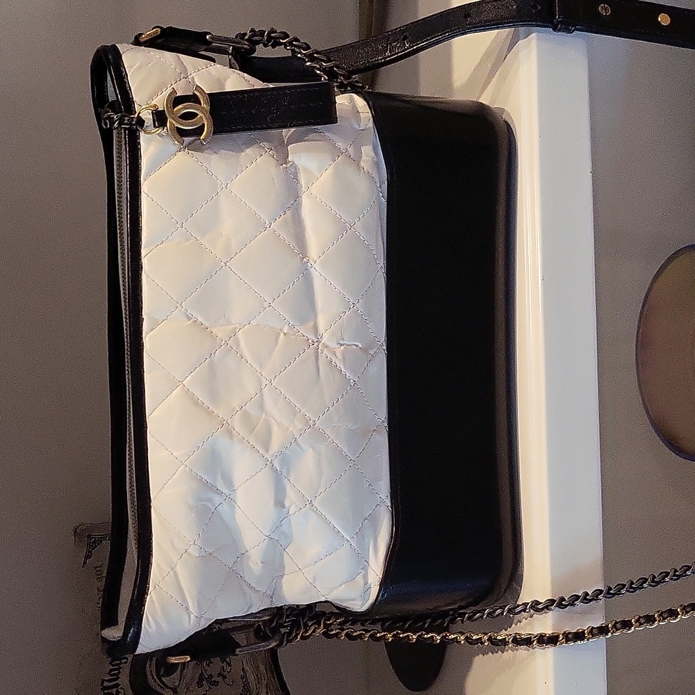 SOLD 🚫 Chanel Gabrielle Bag - Picture 10 of 10